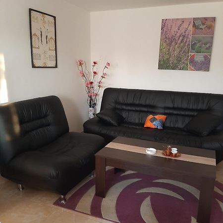Apartamento Mir I Tisina Veliki Borak Exterior foto